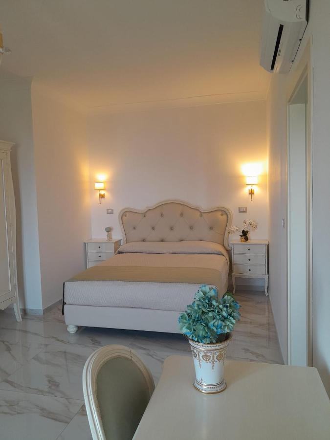 Bed and Breakfast La Vigna Del Vento à Casola di Napoli Extérieur photo