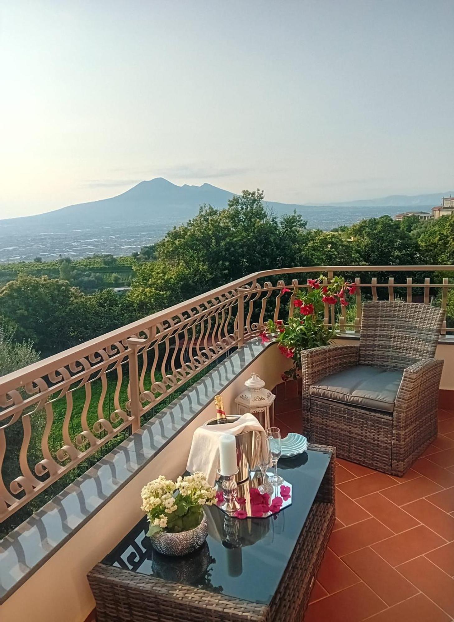 Bed and Breakfast La Vigna Del Vento à Casola di Napoli Extérieur photo